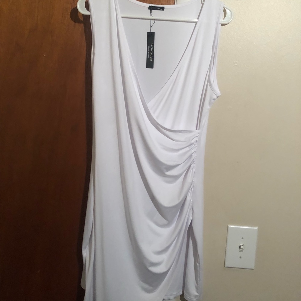 White body con dress. Perfect for bachelorette parties!